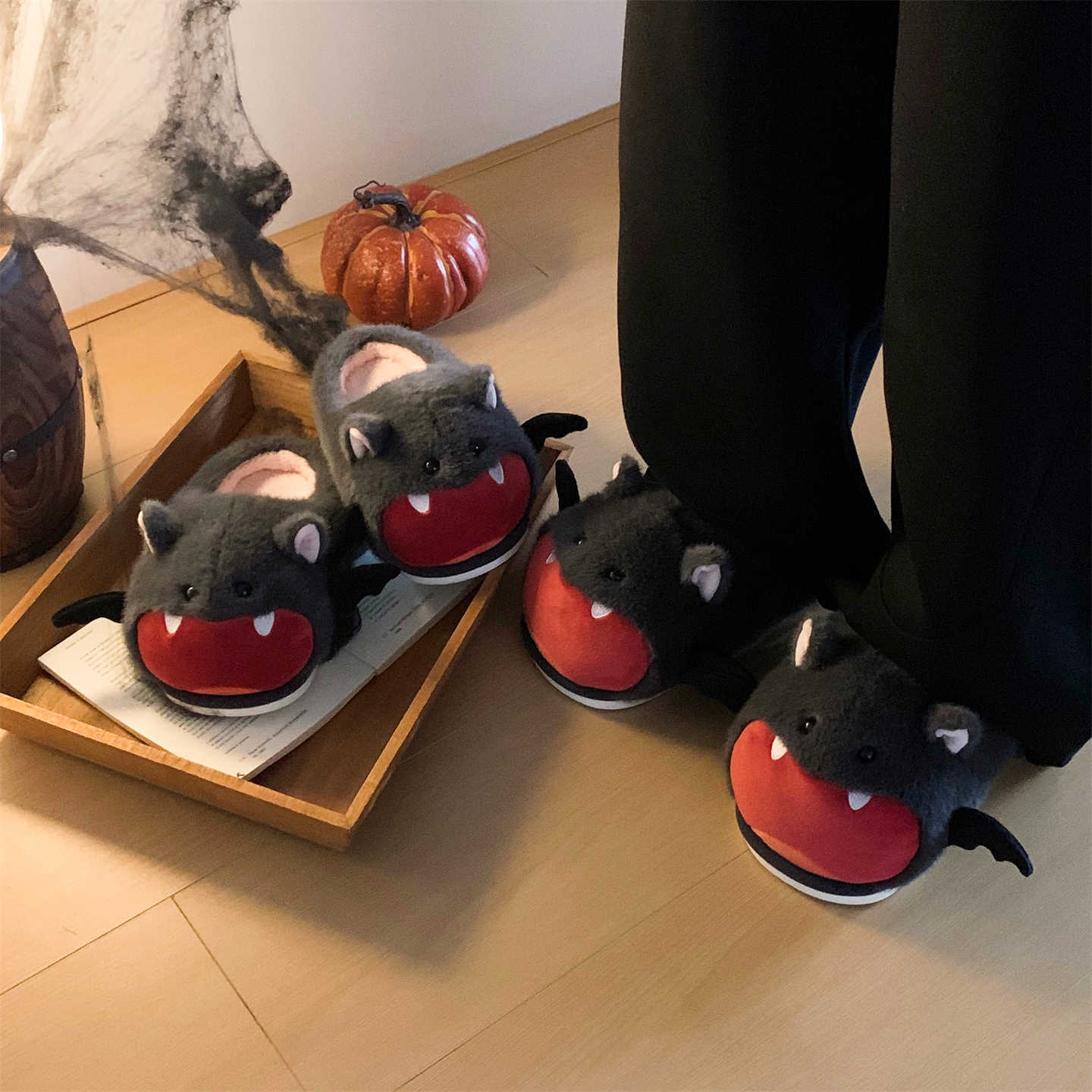 Halloween Bat Plush Slippers W - Sewing House ulasan dan harga
